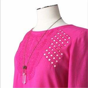 FRANCESCA’S Perforated and Embroidered Blouse 3/4 Sleeve Pink Sz S